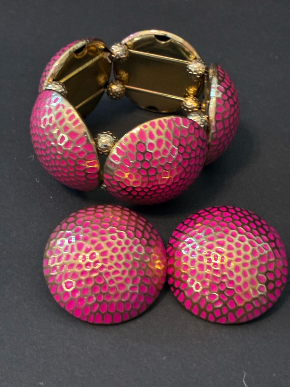 Pink Retro Bracelet & Earrings set